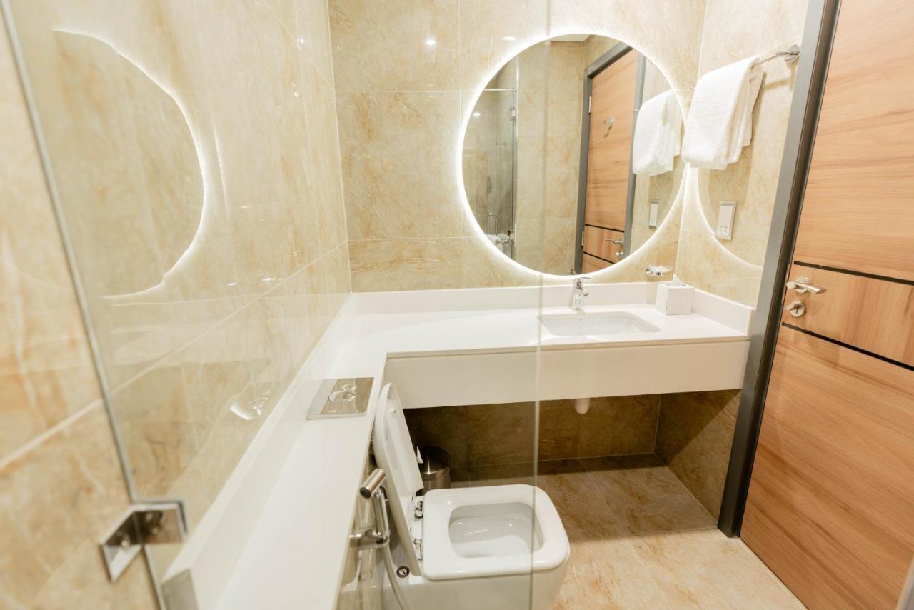 Resivation Hotel Dubai Luaran gambar